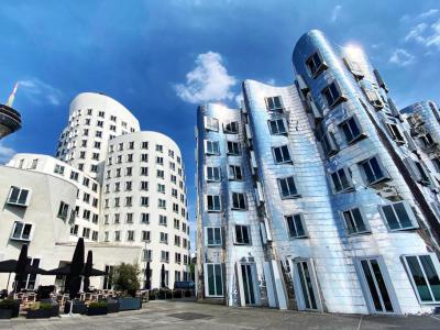 Neuer Zollhof (The New Zollhof)