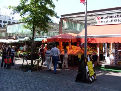 Carlsplatz Markt (Carlsplatz Market), Dusseldorf