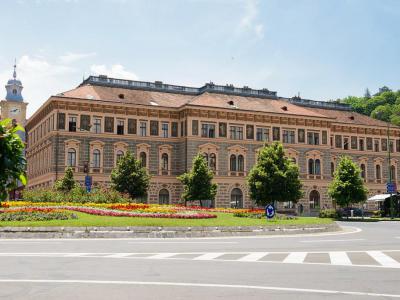 Rectorat (Transylavanian University Administration Office), Brasov
