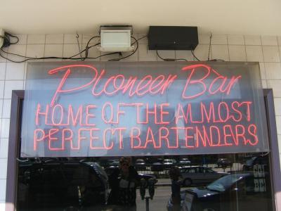Pioneer Bar, Anchorage