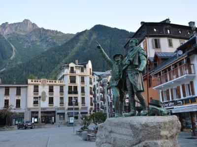 Statue of de Saussure, Chamonix