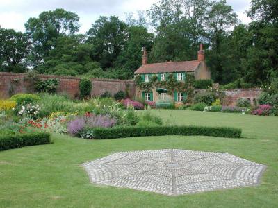 Hoveton Hall Gardens, Norwich