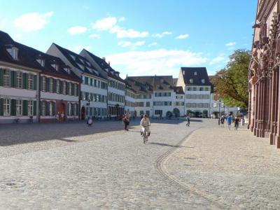 Müensterplatz (Munster Square), Basel