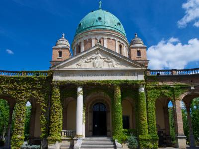Mirogoj Cemetery