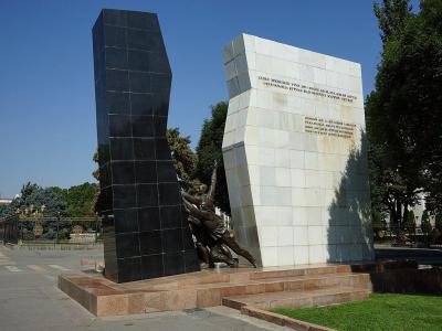 Monument to Those Who Died For Freedom, Bishkek