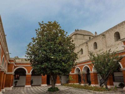 Monasterio de Santa Catalina (Santa Catalina Monastery), Arequipa