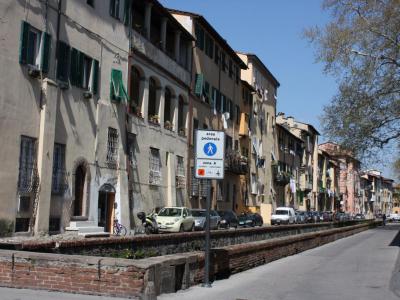 Via del Fosso, Lucca