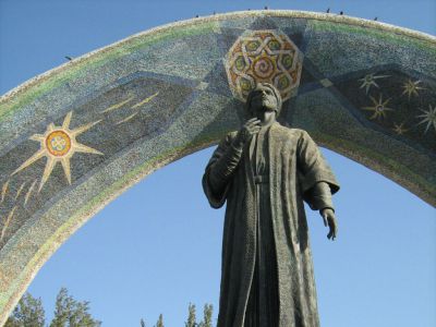 Statue of Tajik poet Rudaky, Dushanbe