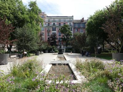 Stalingrad Square, Annecy