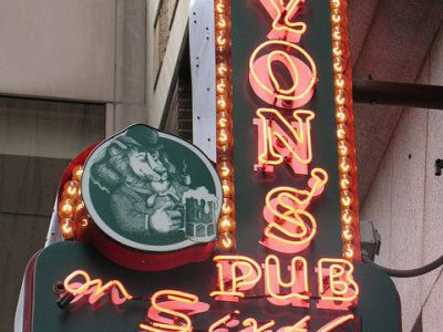 Lyon's Pub, Minneapolis