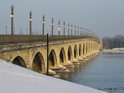MacArthur Bridge, Detroit