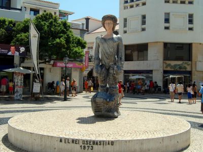 Praça Gil Eanes (Gil Eanes Square), Lagos