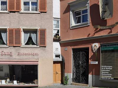 Das Kleinste Haus Europas (Europe's Smallest House), Bregenz