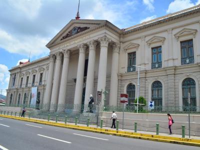 El Palacio Nacional, San Salvador