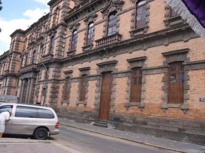 Edificio Arroniz (Arroniz Building)