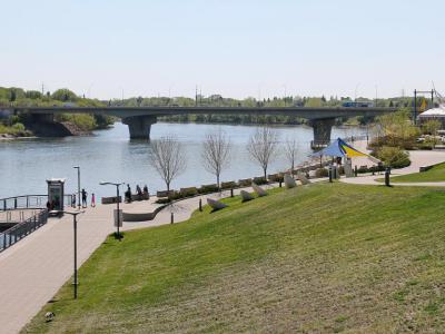 River Landing and Meewasin Valley Trail
