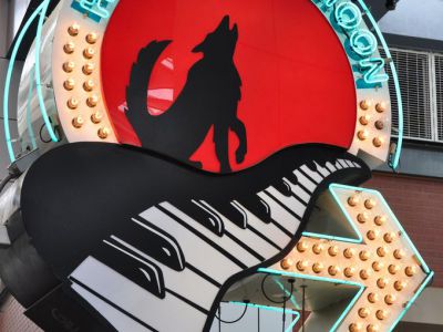 Howl at the Moon, Louisville