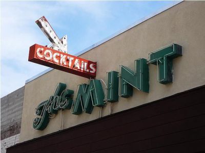 The Mint Bar, Bakersfield