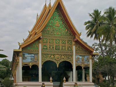 Wat Inpeng (Temple of the Incarnation of Indra)