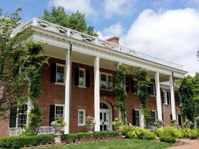 Wildwood Manor House, Toledo