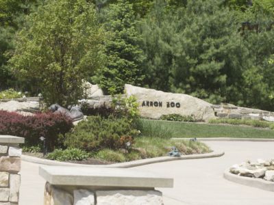Akron Zoo, Akron