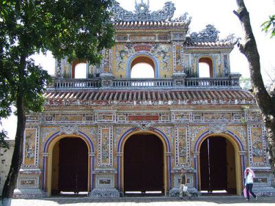 Cửa Chương Đức (Chuong Duc Gate), Hue