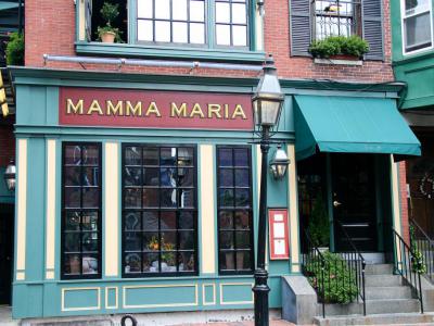 Mamma Maria, Boston