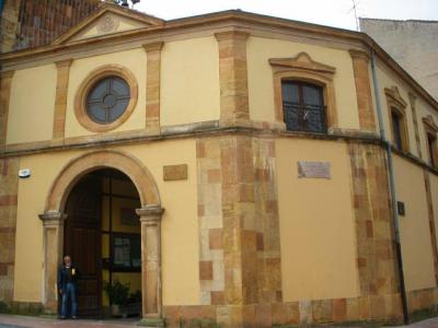 Capilla de la Balesquida (Balesquida Chapel), Oviedo