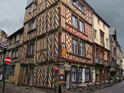 Rue du Chapitre (Chapter Street)