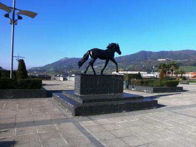 Plaza Dolores Medio (Dolores Medio Square), Oviedo