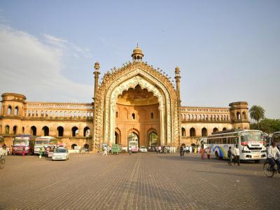 Rumi Darwaza (Turkish Gate), Lucknow