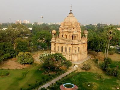 Mushir Zadi Tomb, Lucknow