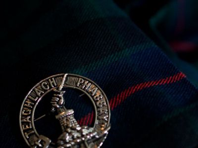 Crest Of Edinburgh, Edinburgh