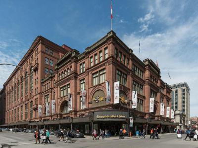 Hudson's Bay (La Baie d'Hudson), Montreal