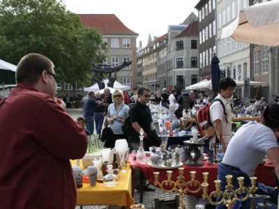 Thorvaldsens Plads Antique Market, Copenhagen