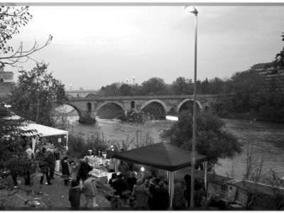 Mercatino Antiquariato Ponte Milvio, Rome
