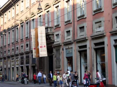 Via Manzoni (Manzoni Street), Milan