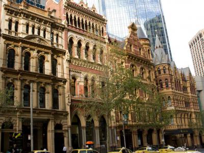 Live: Exploring Collins Street - Melbourne, Australia 