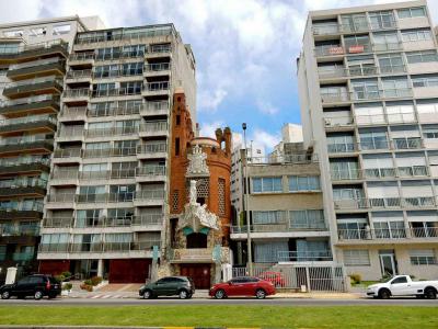 Castillo Pittamiglio (Pittamiglio Castle), Montevideo