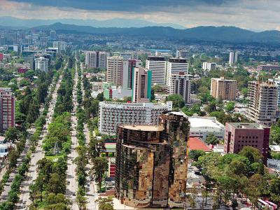 Avenida Reforma (Reform Avenue), Guatemala City