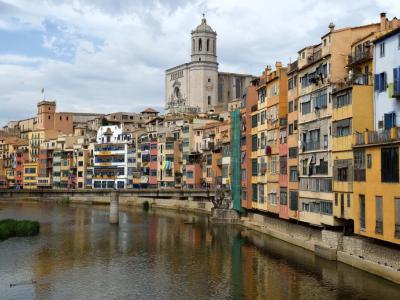Onyar River Colored Houses