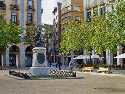 Monumento a los Defensores de Girona (Monument to the Defenders of Girona)