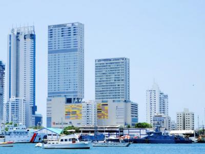 Plaza Bocagrande, Cartagena
