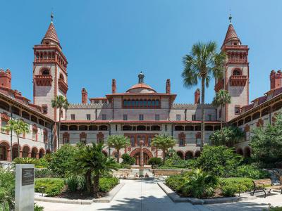 Ponce de Leon Hotel and Flagler College Building