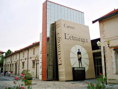 Cite du Livre (City of Books)