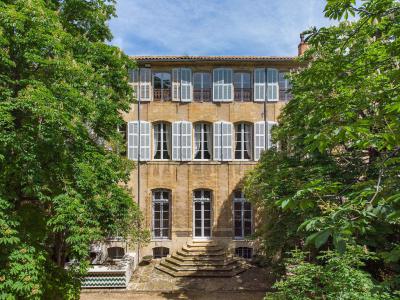 Hotel de Gallifet (Gallifet Hotel)