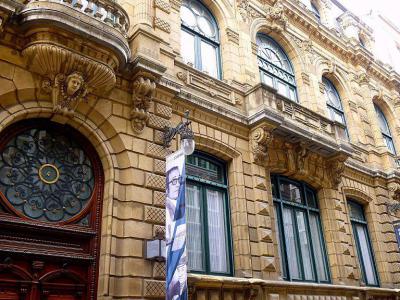 Biblioteca Municipal de Bidebarrieta (Bidebarrieta Municipal Library), Bilbao