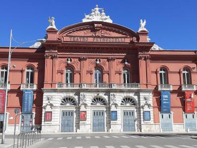 Teatro Petruzzelli (Petruzzelli Theatre)