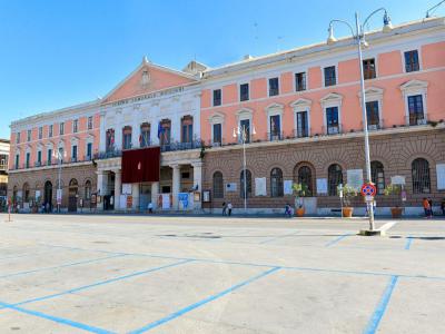 Teatro Piccinni (Piccinni Theatre)