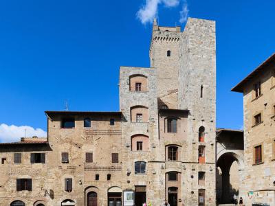 Torri degli Ardinghelli (Ardinghelli Towers)